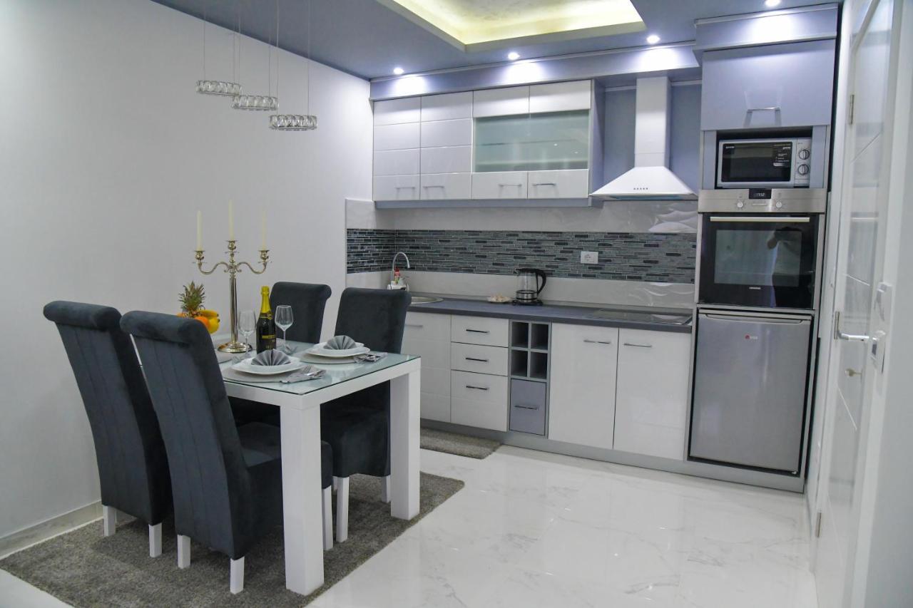 Apartman Nina Sremska Mitrovica Esterno foto